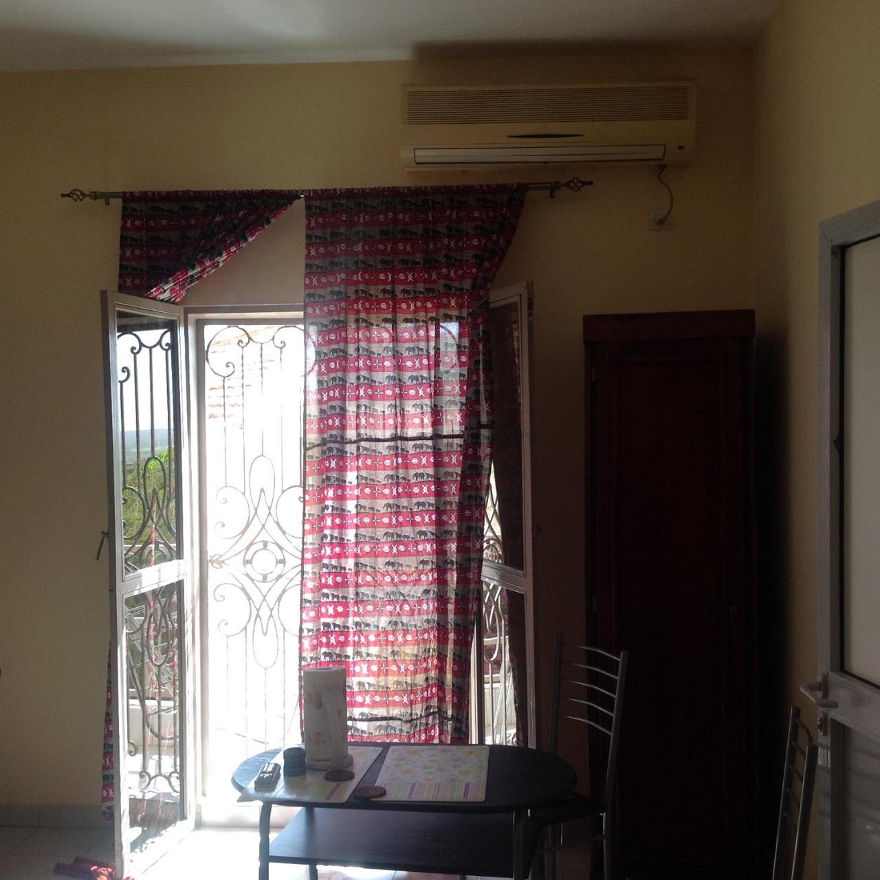 Ferienwohnung Chez Mimi Toubab Dialao Exterior foto